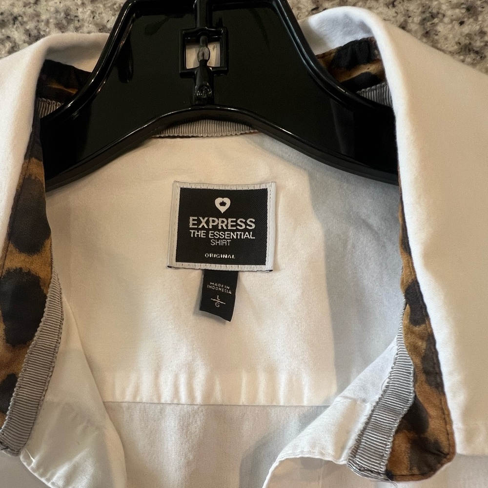 Express The Essential White Button Down Tailored … - image 3